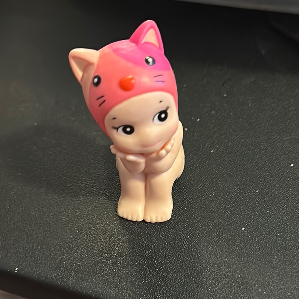 Sonny Angel with Pink Cat Hat - Picture 3 of 8